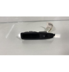 Interrupteur de leve vitre arriere droit RENAULT CLIO 4