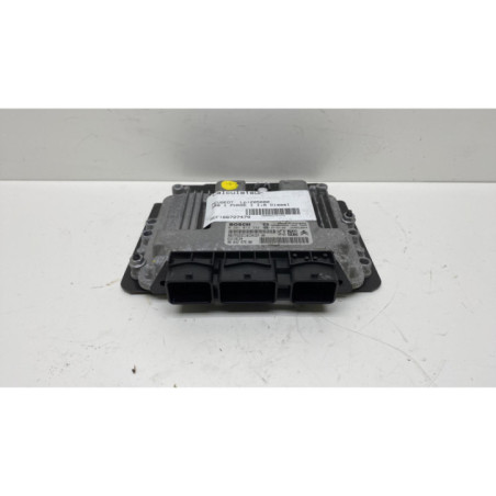 Calculateur moteur PEUGEOT 308 1