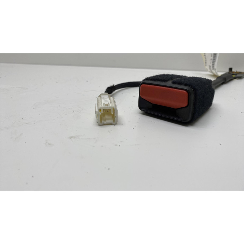 Attache ceinture avant gauche DS DS7 CROSSBACK Photo n°3
