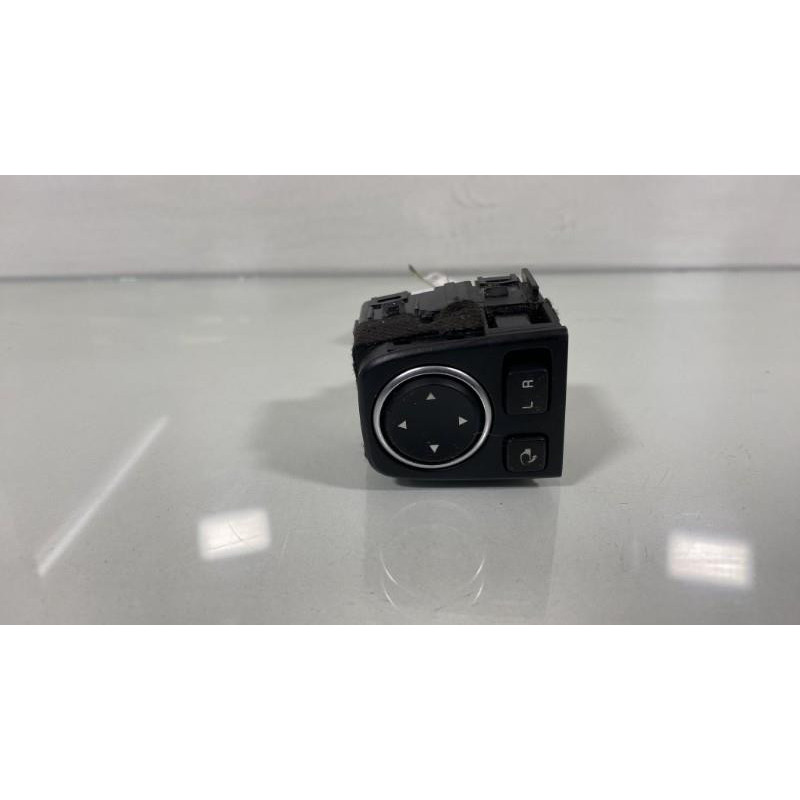 Commande retroviseurs KIA XCEED Photo n°1