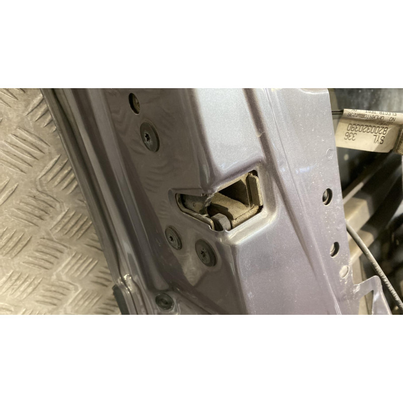 Porte avant gauche RENAULT MEGANE 2 Photo n°4