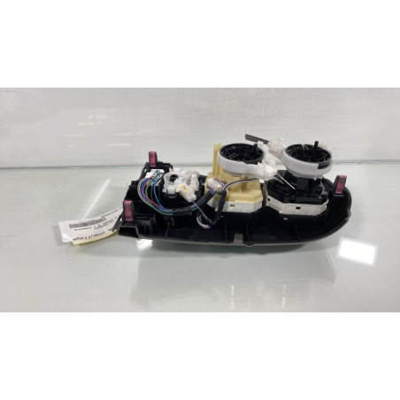 Commande chauffage TOYOTA YARIS 2 Photo n°1