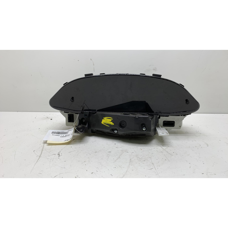 Compteur TOYOTA YARIS 2 Photo n°2