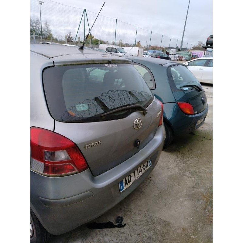 Compteur TOYOTA YARIS 2 Photo n°7