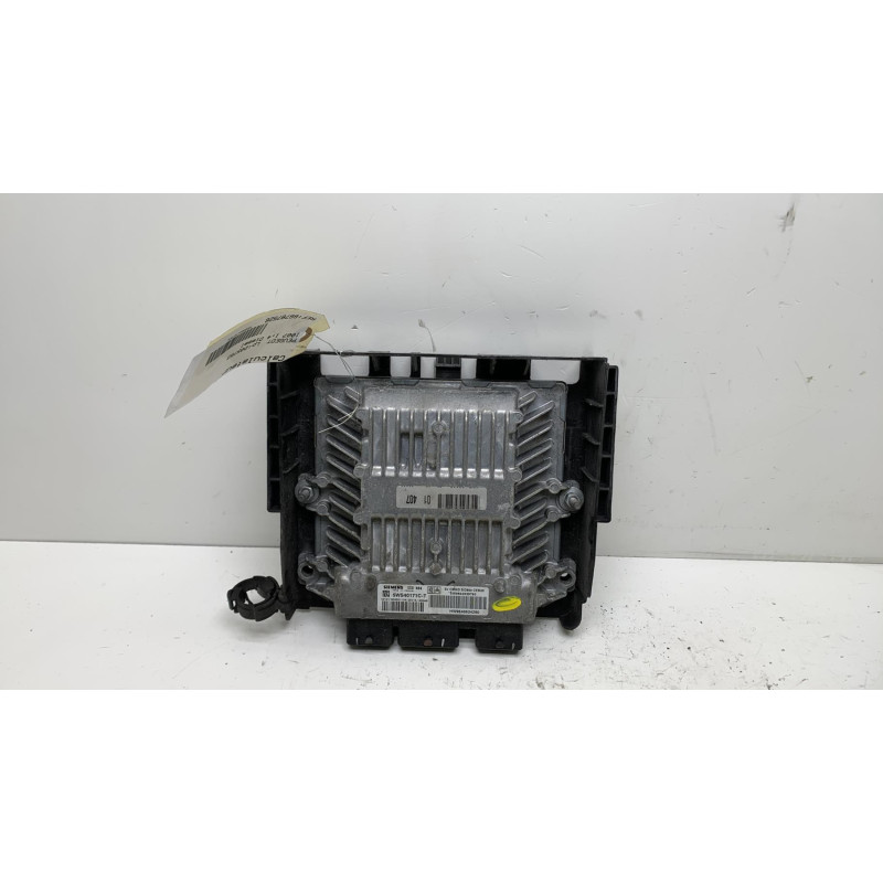 Calculateur moteur PEUGEOT 1007 Photo n°2