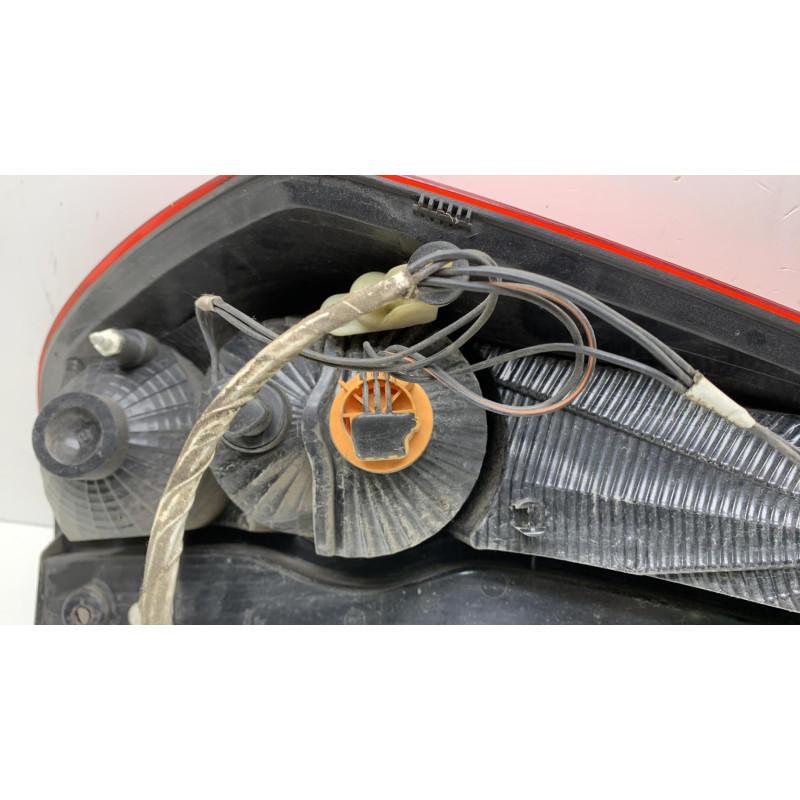 Feu arriere principal droit (feux) OPEL AGILA B Photo n°5