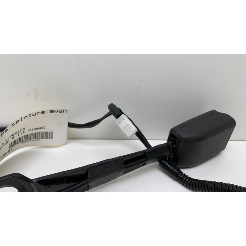 Attache ceinture avant droit TOYOTA VERSO Photo n°2