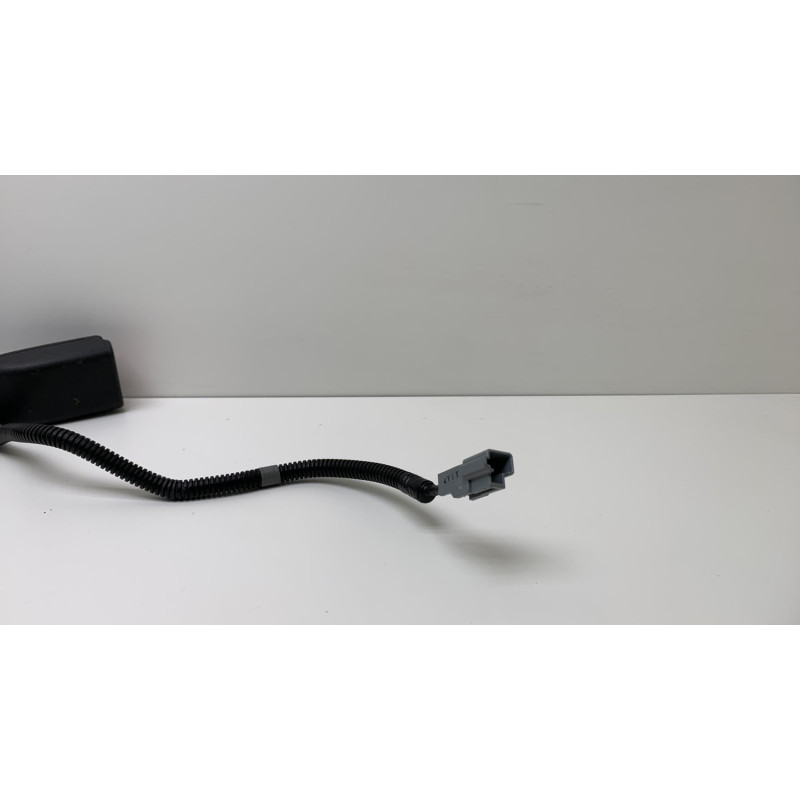 Attache ceinture avant droit TOYOTA VERSO Photo n°3