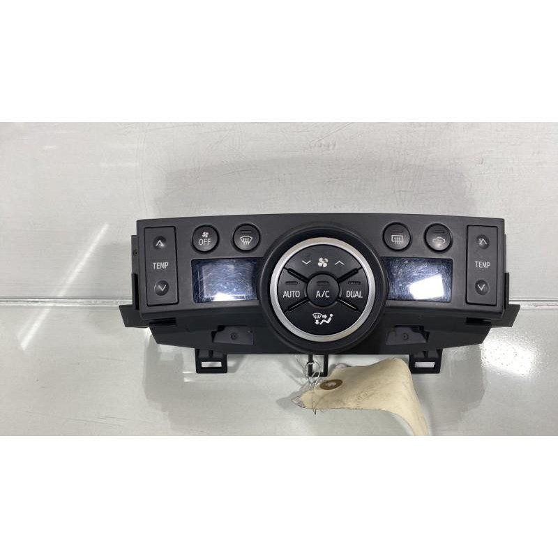 Commande chauffage TOYOTA VERSO Photo n°3