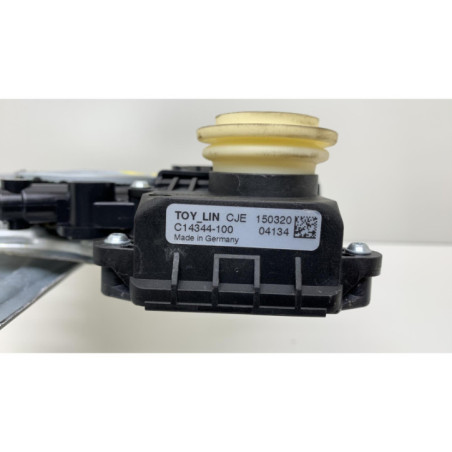 Leve vitre electrique arriere droit TOYOTA VERSO