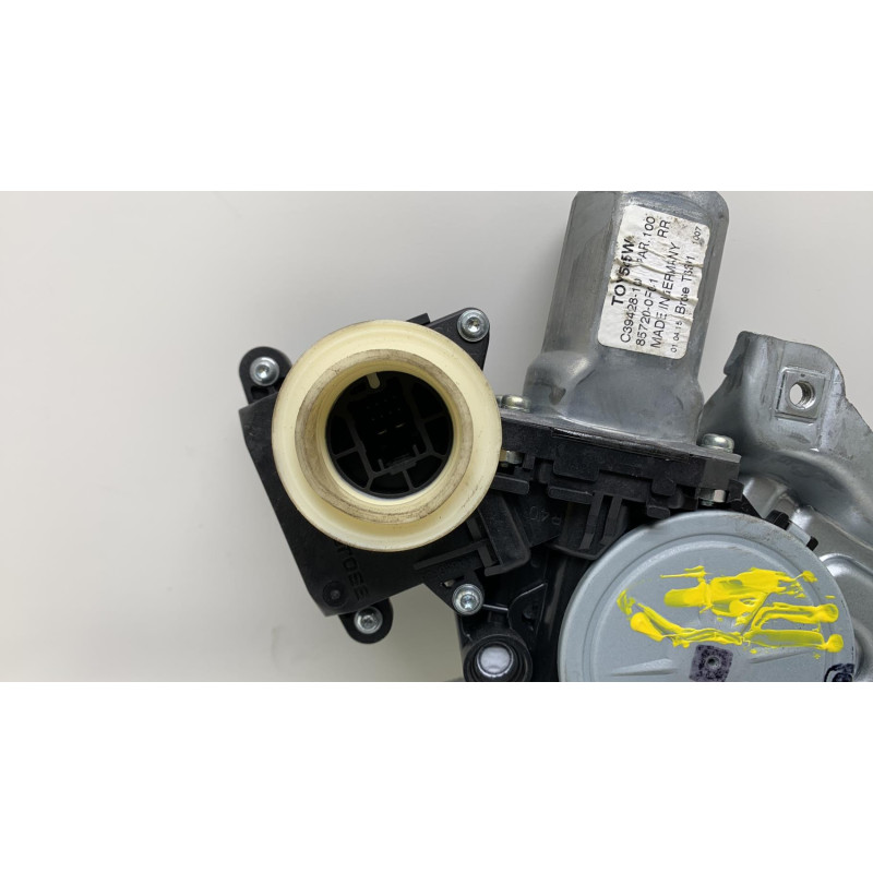 Leve vitre electrique arriere gauche TOYOTA VERSO Photo n°3