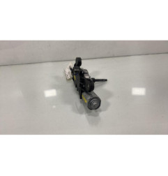 Moteur essuie glace arriere FORD FIESTA 6