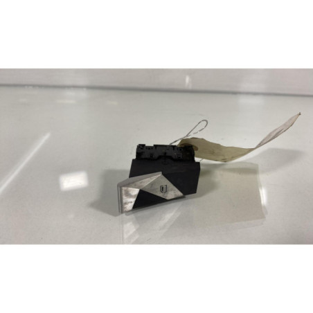 Interrupteur de leve vitre arriere droit DS DS7 CROSSBACK