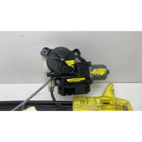 Leve vitre electrique arriere droit VOLKSWAGEN POLO 5 Photo n°1