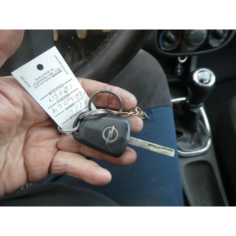 Retroviseur gauche OPEL CORSA D Photo n°11