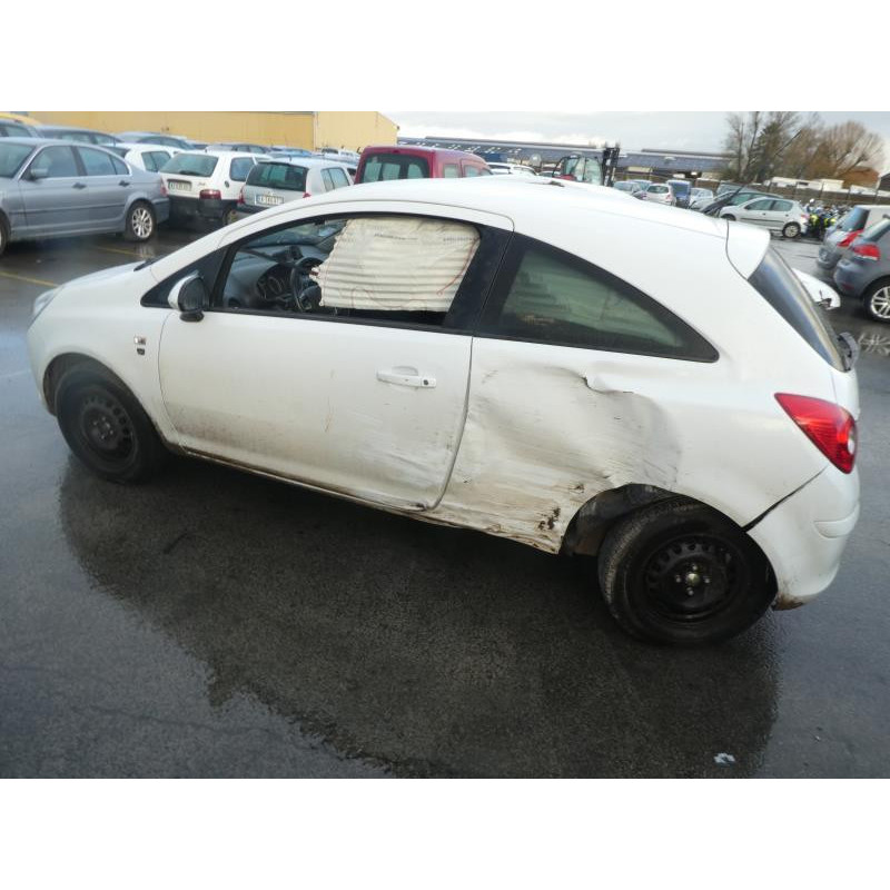 Bouton de warning OPEL CORSA D Photo n°7