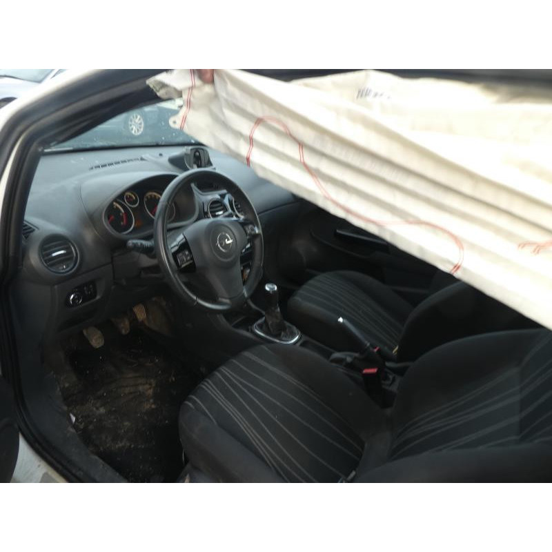 Bouton de warning OPEL CORSA D Photo n°12