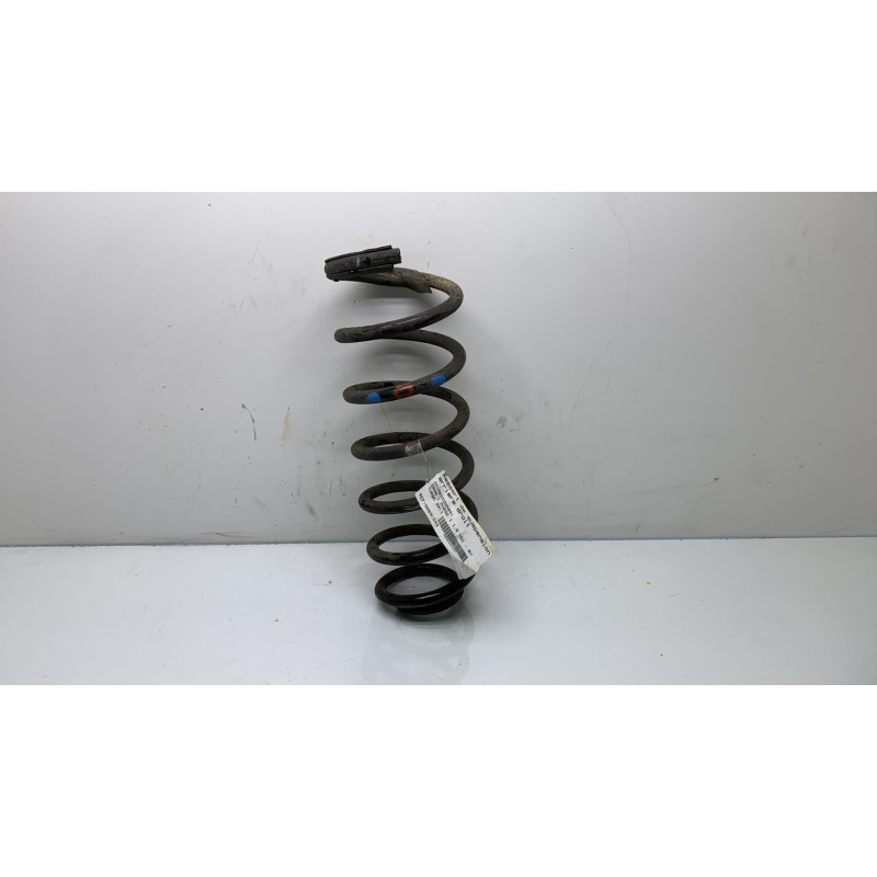 Ressort de suspension arriere droit PEUGEOT 5008 1 Photo n°1