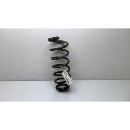Ressort de suspension arriere droit PEUGEOT 5008 1 Photo n°1