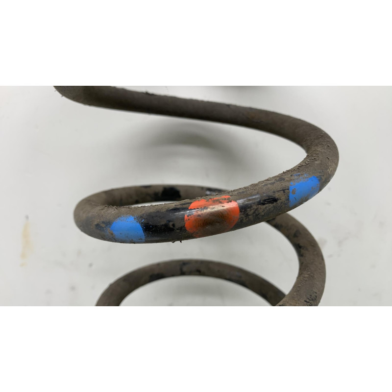 Ressort de suspension arriere droit PEUGEOT 5008 1 Photo n°3