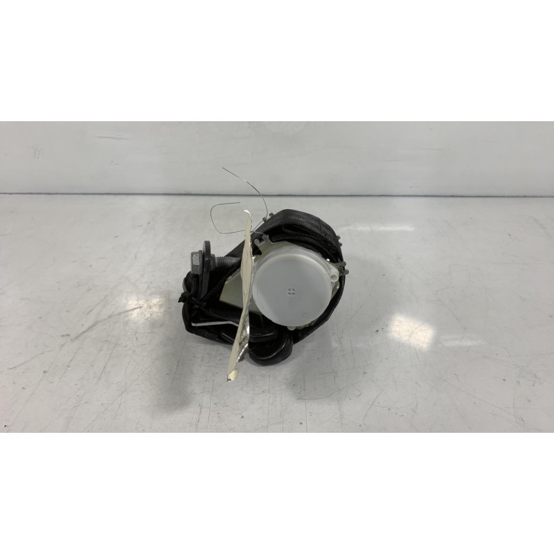 Ceinture arriere droit PEUGEOT 5008 1 Photo n°2