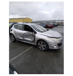 Vitre avant gauche RENAULT MEGANE 3