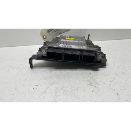 Calculateur moteur RENAULT MEGANE 2
