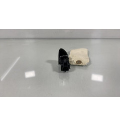 Bouton de warning RENAULT CLIO 4 Photo n°1