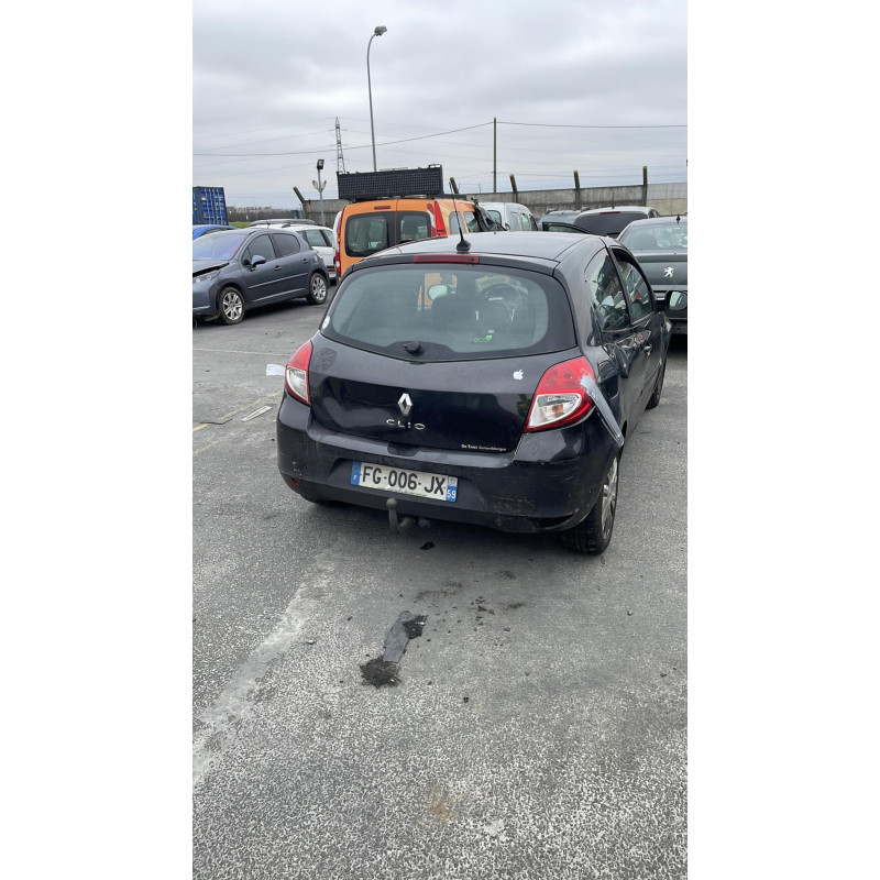 Ecran GPS RENAULT CLIO 3 Photo n°11
