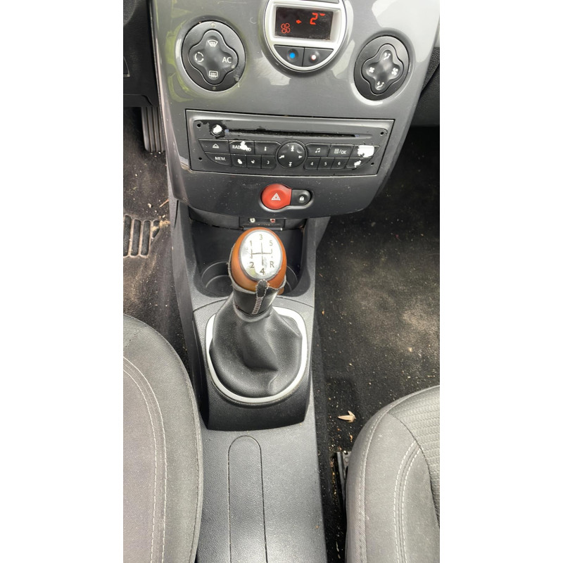Ecran GPS RENAULT CLIO 3 Photo n°12