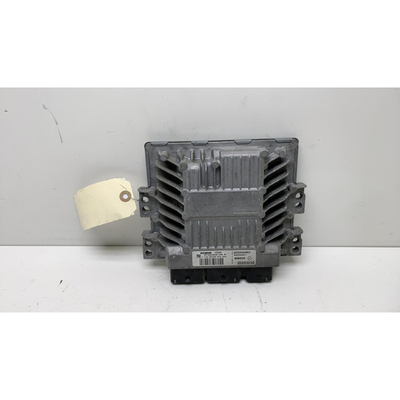 Calculateur moteur RENAULT MEGANE 2 Photo n°2