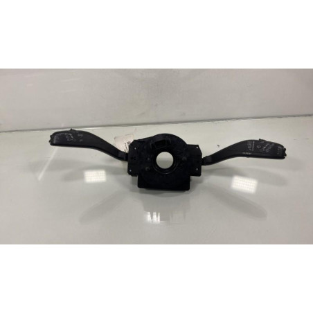 Com (Bloc Contacteur Tournant+Commodo Essuie Glace+Commodo Phare) VOLKSWAGEN POLO 5