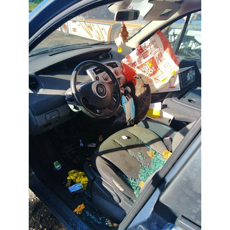 Calculateur moteur RENAULT SCENIC 2 Photo n°9