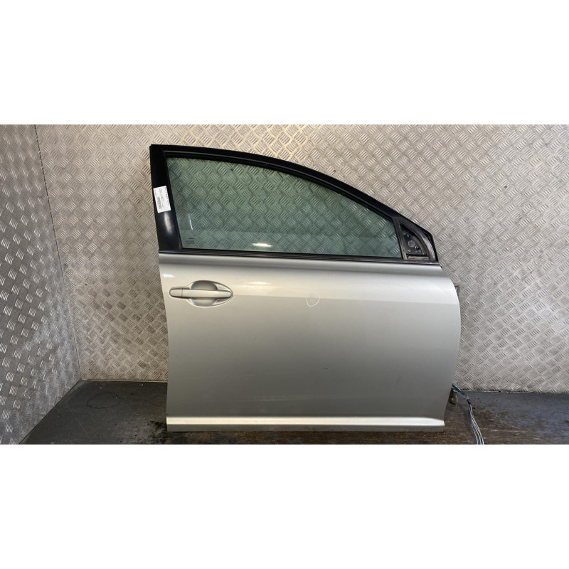 Porte avant droit TOYOTA AVENSIS 2 Photo n°6