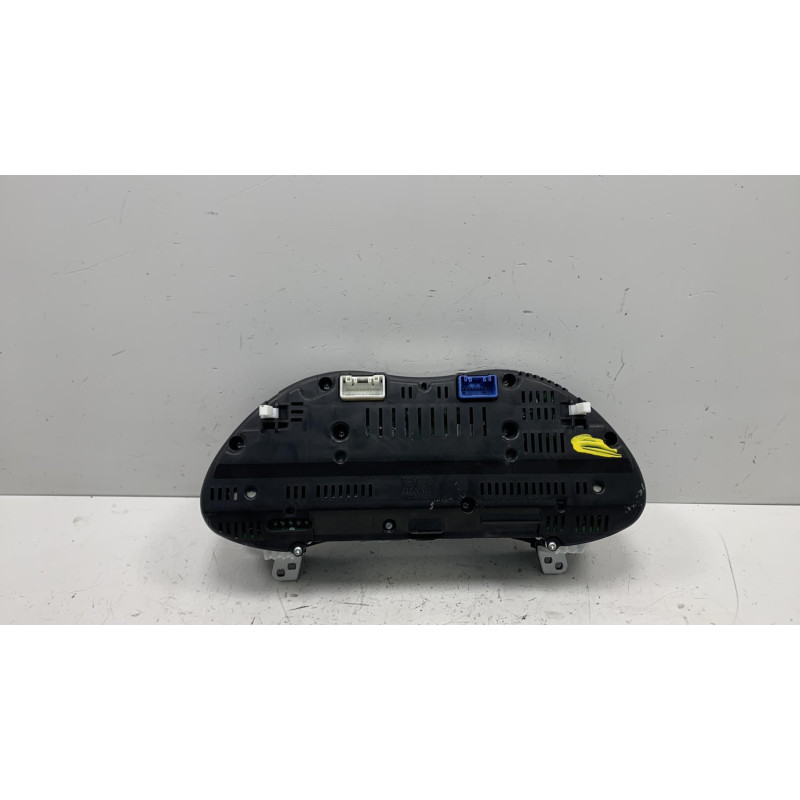 Compteur TOYOTA AVENSIS 2 Photo n°3