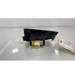 Interrupteur de leve vitre avant droit TOYOTA AVENSIS 2