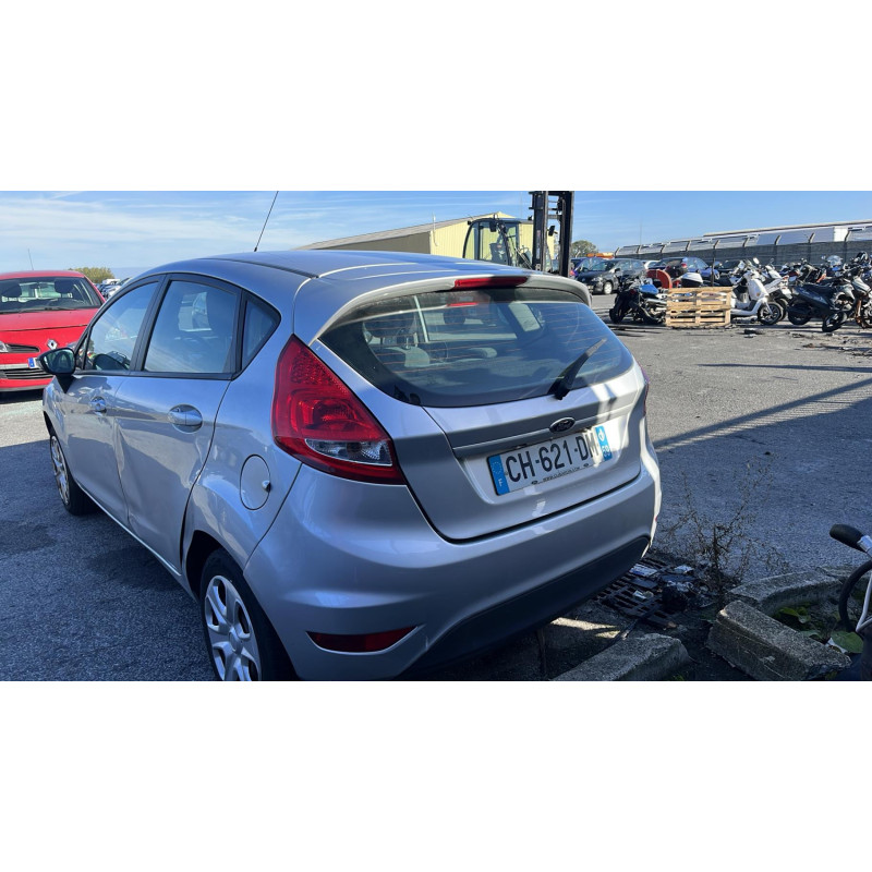 Compresseur clim FORD FIESTA 6 Photo n°9