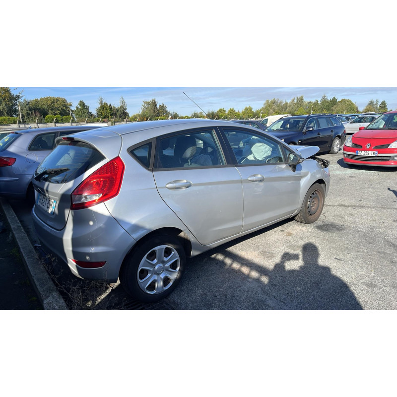 Compresseur clim FORD FIESTA 6 Photo n°14