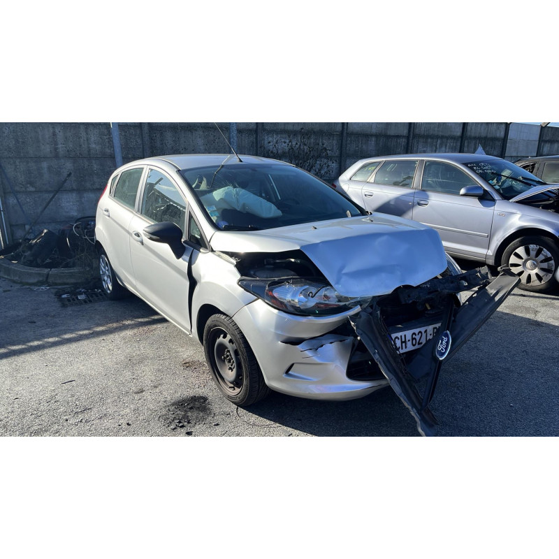 Compresseur clim FORD FIESTA 6 Photo n°15