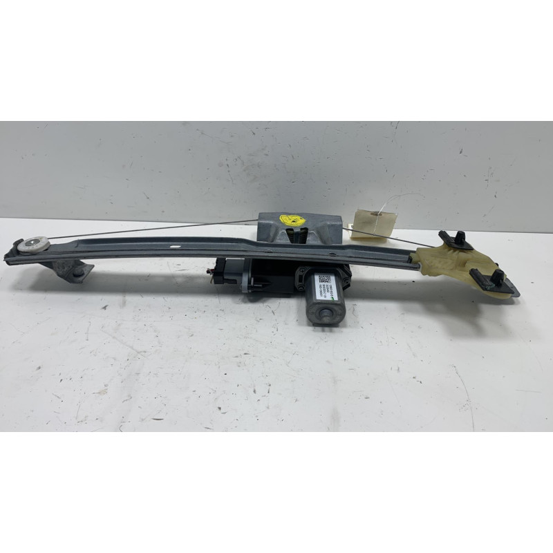 Leve vitre electrique avant droit RENAULT CLIO 4 Photo n°3