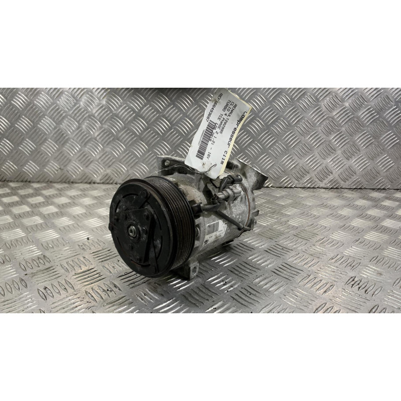 Compresseur clim RENAULT CLIO 4 Photo n°1