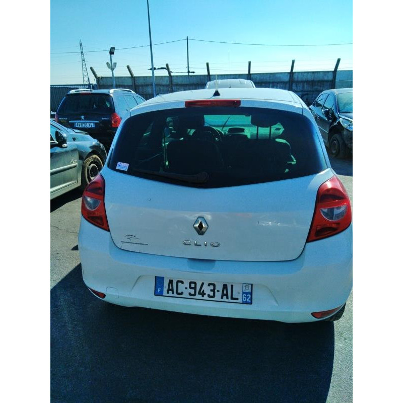 Boitier UCH RENAULT CLIO 3 Photo n°5