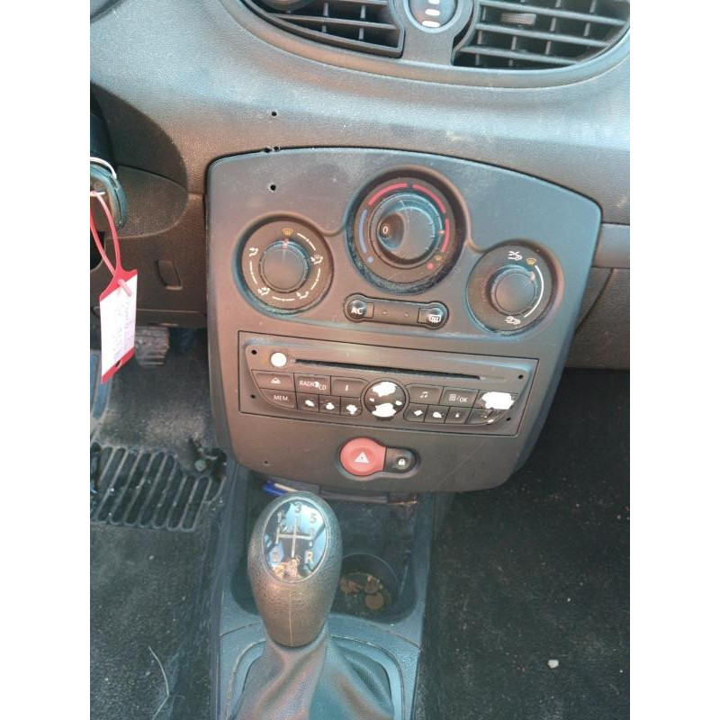 Boitier UCH RENAULT CLIO 3 Photo n°12