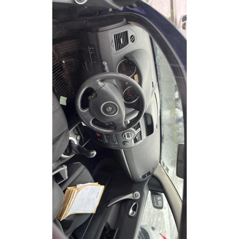 Pare choc arriere RENAULT MEGANE 2 Photo n°17