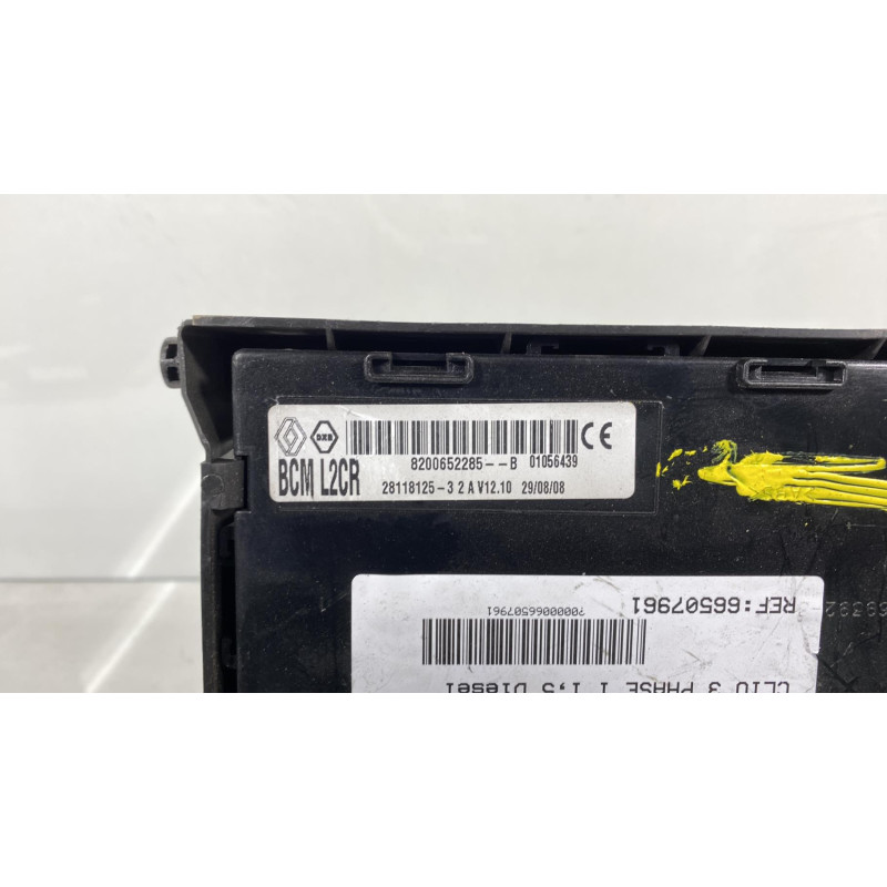 Boitier UCH RENAULT CLIO 3 Photo n°1