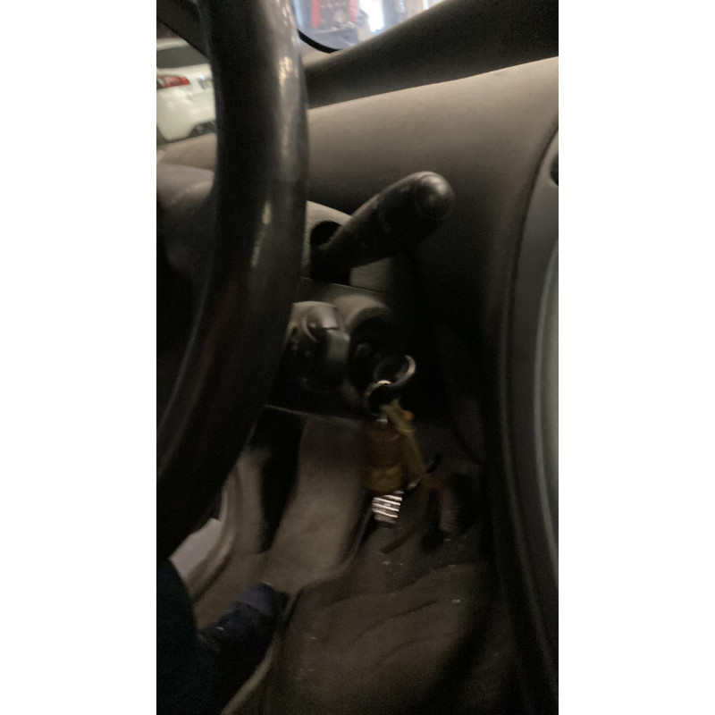 Pretensionneur de ceinture avant droit CITROEN XSARA PICASSO Photo n°8
