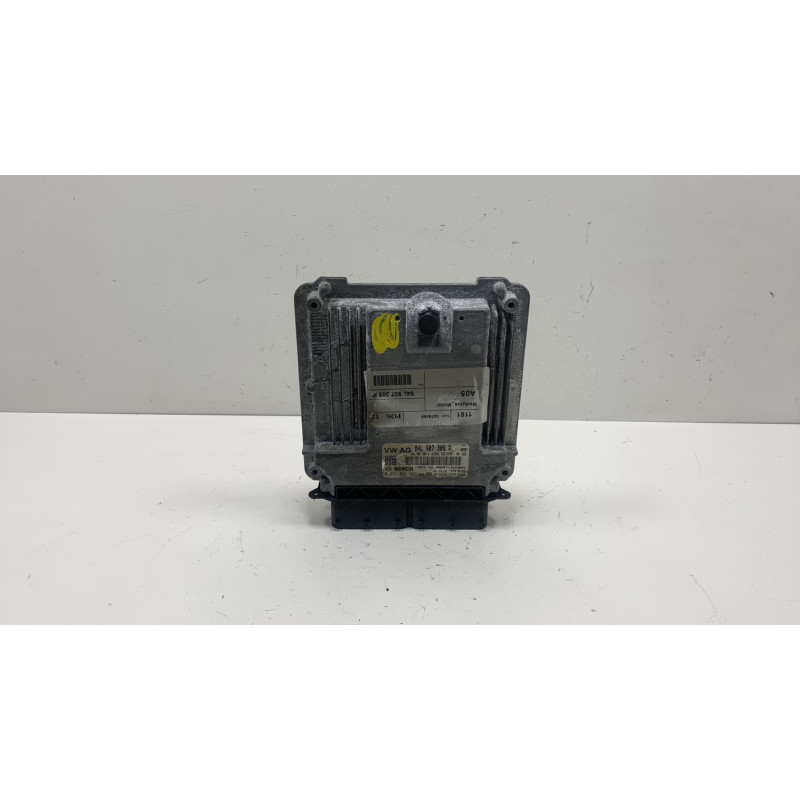Calculateur moteur VOLKSWAGEN T-ROC Photo n°1