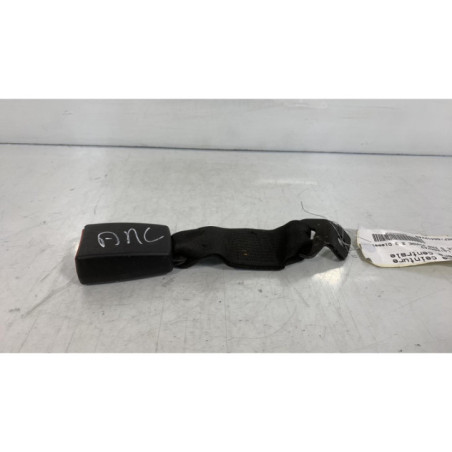 Attache ceinture arriere centrale BMW SERIE 5 E60 Photo n°1