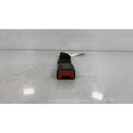 Attache ceinture arriere centrale BMW SERIE 5 E60