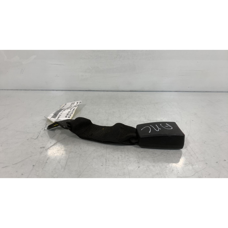 Attache ceinture arriere centrale BMW SERIE 5 E60 Photo n°3